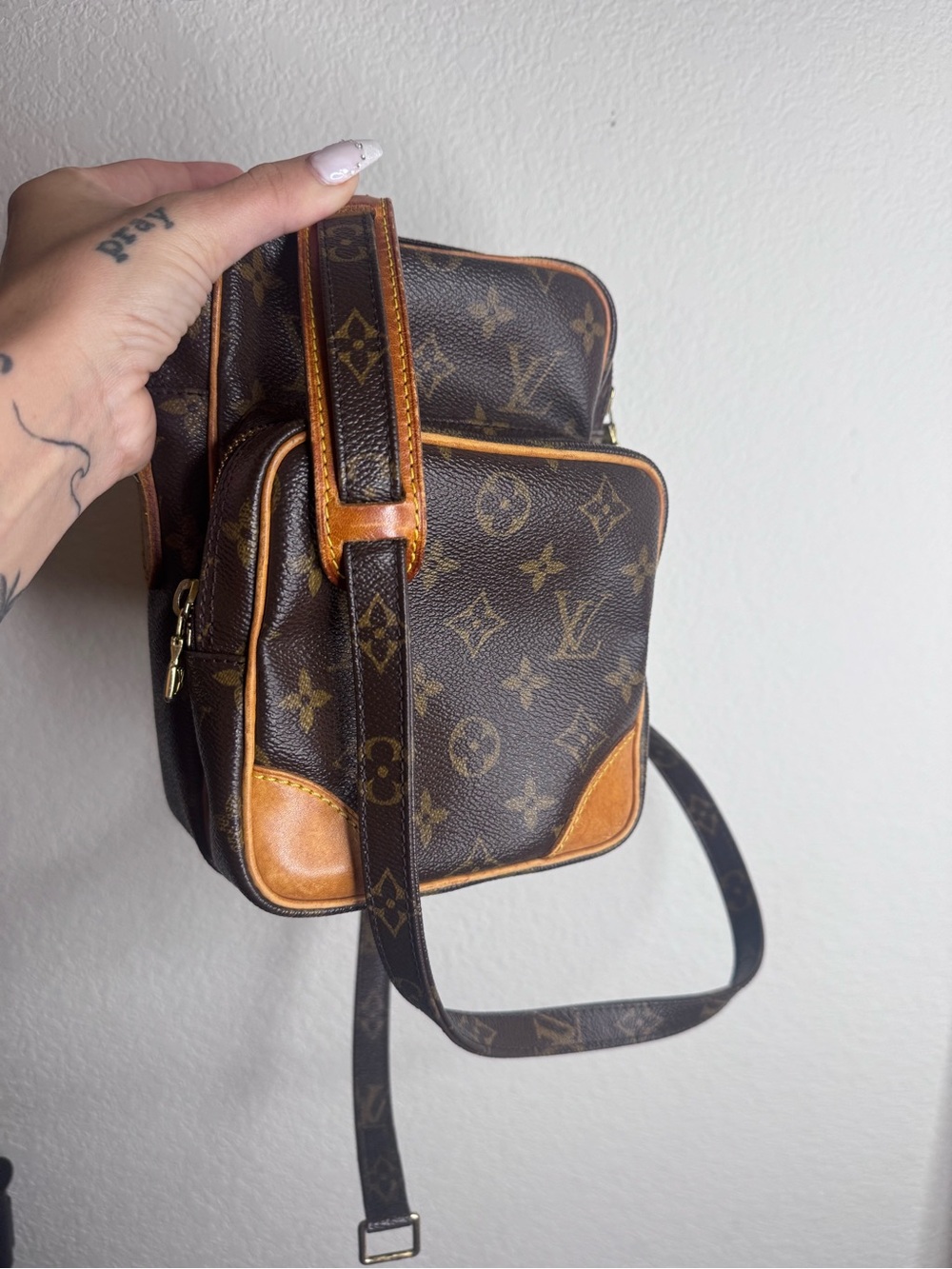 Louis Vuitton Monogram Amazon Crossbody vintage LV messenger bag made in France - Picture 5 of 9